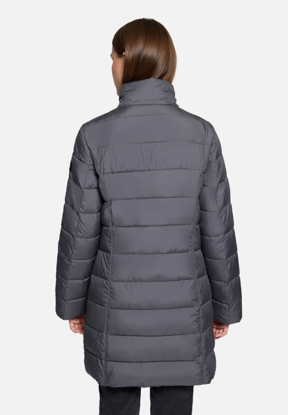 Steppjacke mit abnehmbarer Kapuze / Detailbild
