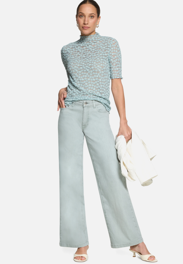 Wide-Leg Jeans  Style Witney 32 Inch  / Modellfoto Vorderseite (Outfit)