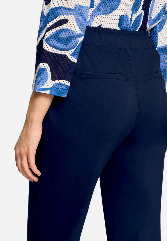 Casual-Hose mit elastischem Bund / Detailbild
