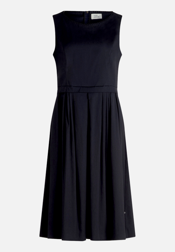 Sommerkleid tailliert / Vorderseite