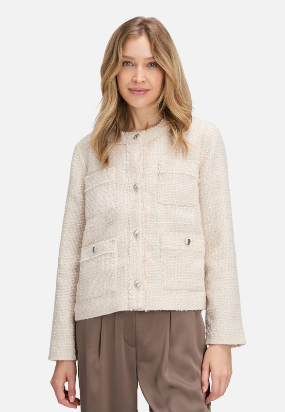 Blazer-Jacke mit Fransen / Modellfoto Vorderseite