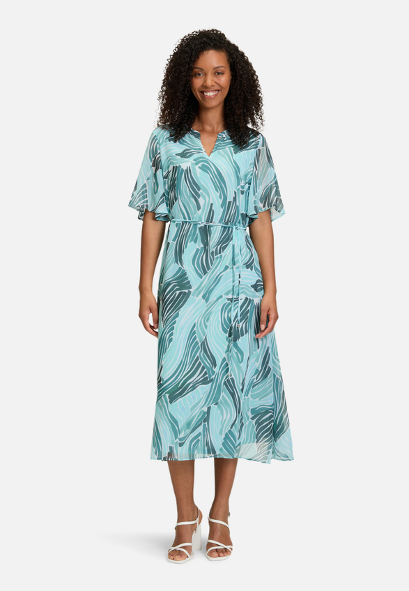 Chiffonkleid mit Flügelärmeln / Modellfoto Vorderseite