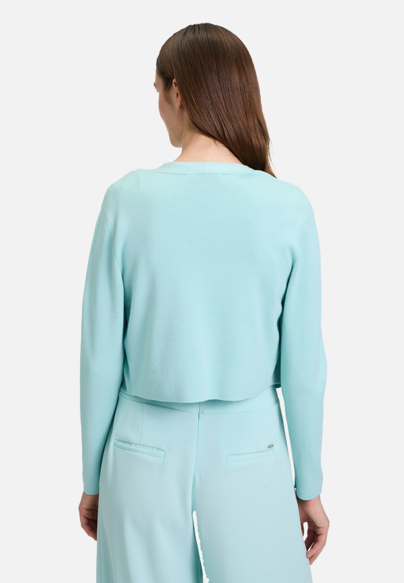 Feinstrickjacke ohne Verschluss / Modellfoto Rückseite
