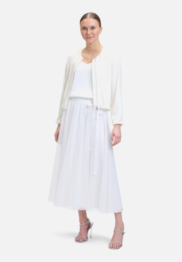 Blouson mit Pailletten / Modellfoto Vorderseite (Outfit)