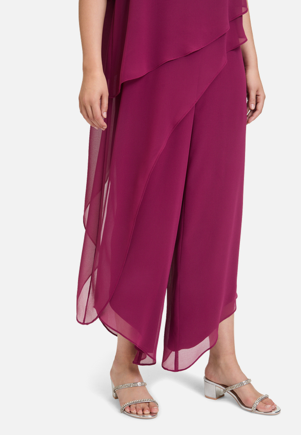 Jumpsuit mit Stufen / Detailbild