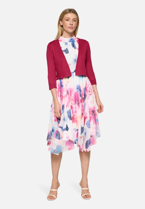 Sommer-Strickjacke mit 3/4 Arm / Modellfoto Vorderseite (Outfit)