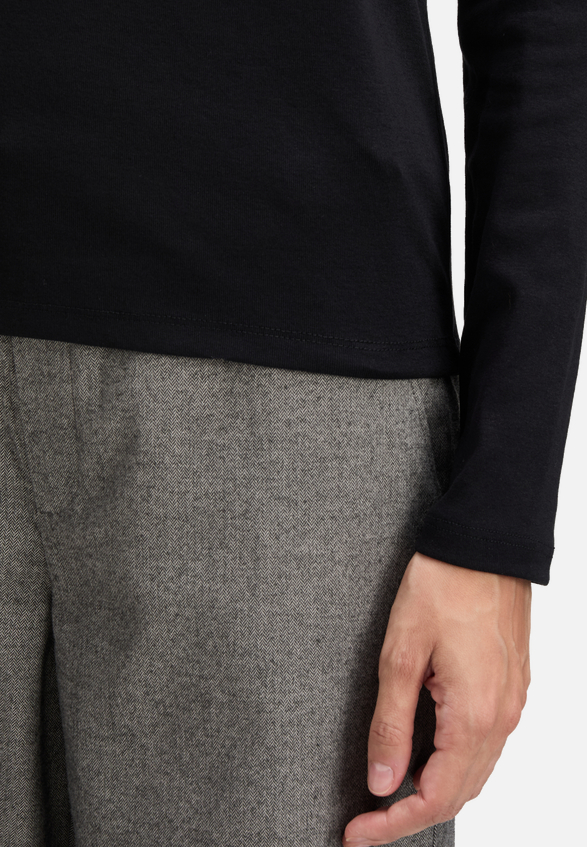 Langarm-Shirt mit Kragen / Detailbild