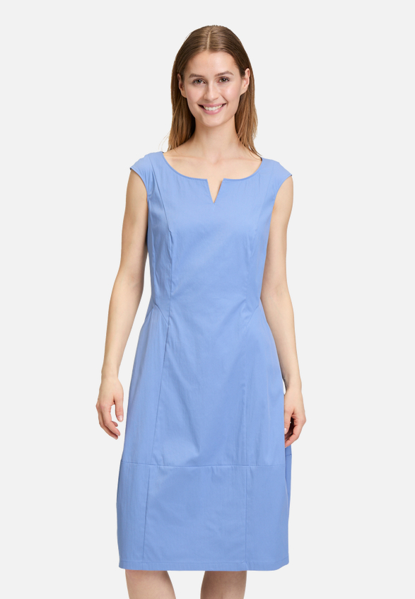 Sommerkleid tailliert / Modellfoto Vorderseite
