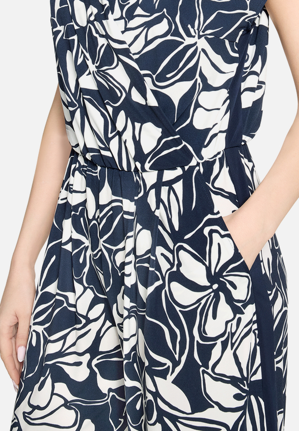 Jumpsuit mit Eingrifftaschen / Detailbild