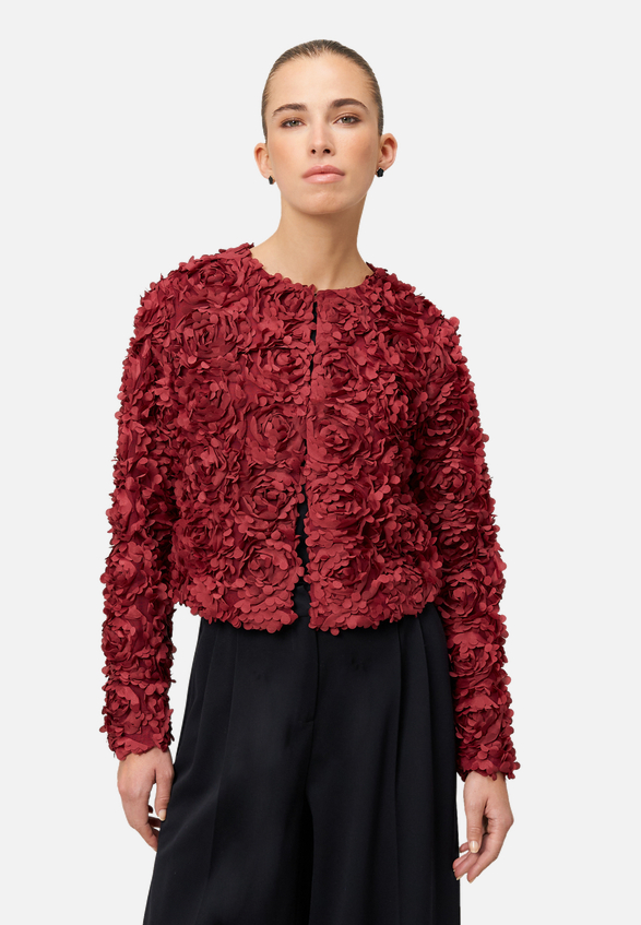 Bolero-Jacke mit 3D Blumen / Modellfoto Vorderseite