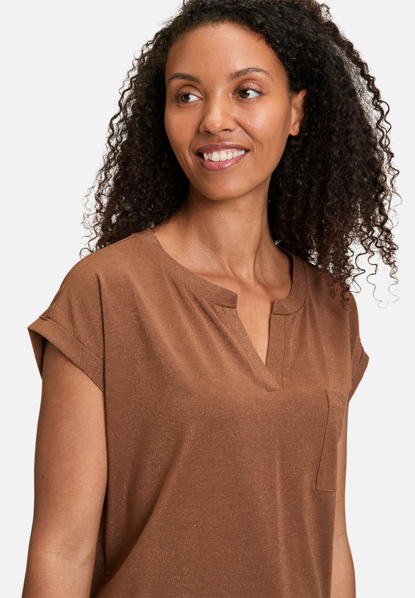 Casual-Shirt mit Perlen / Detailbild