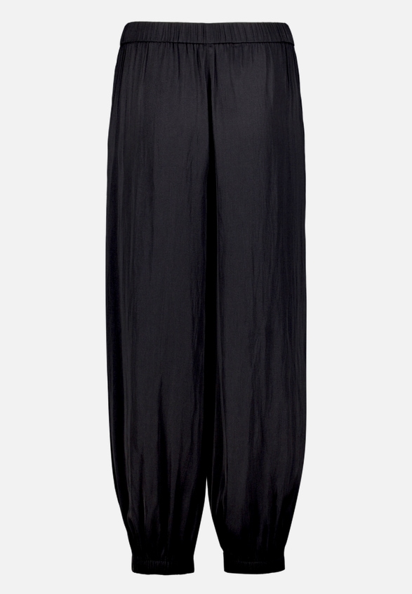 Schlupfhose  mit Gummizug  / Rückseite