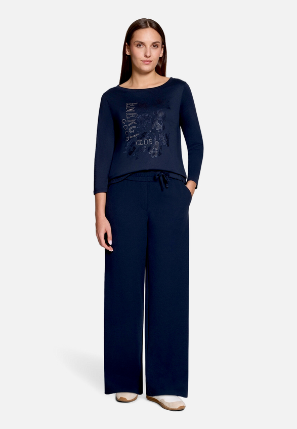 Print-Shirt  3/4 Arm mit Tunnelzug / Modellfoto Vorderseite (Outfit)