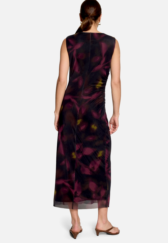 Mesh-Kleid  mit Blumen / Modellfoto Rückseite