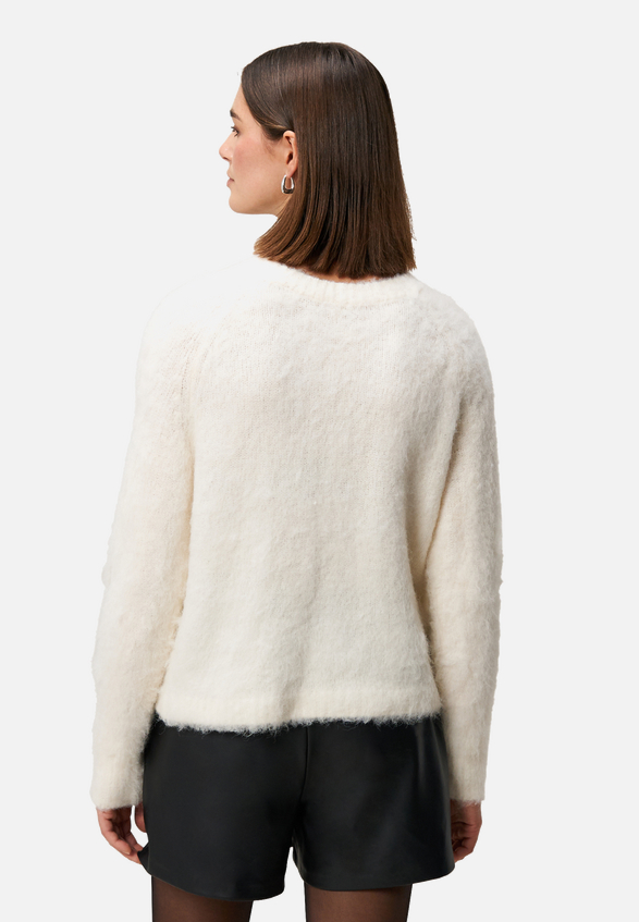 Pullover mit Rückenausschnitt / Modellfoto Rückseite