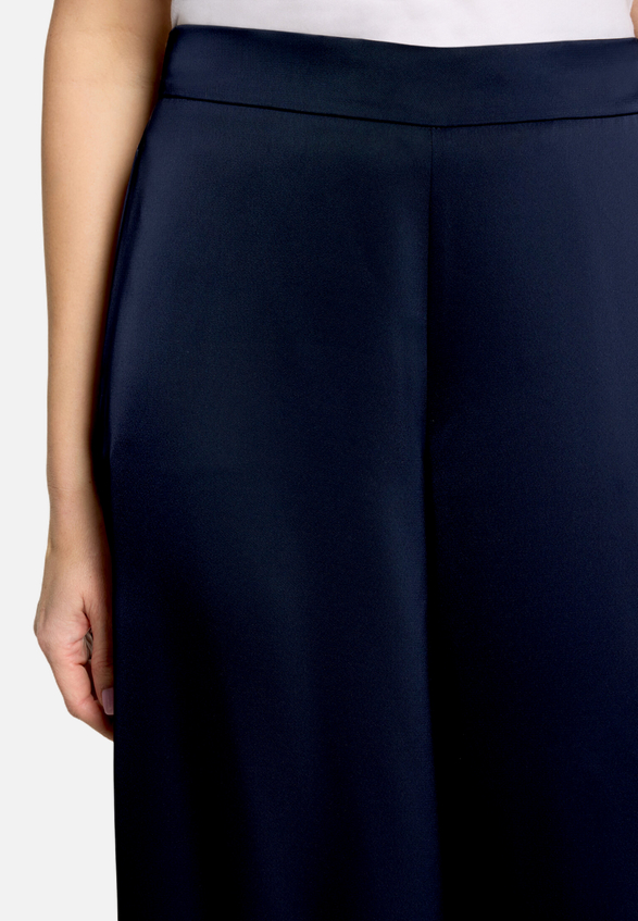 Modern fit Hose mit Taschen / Detailbild