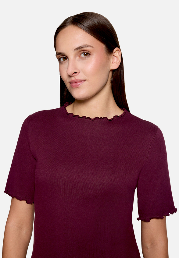 Halbarm-Shirt mit Kragen / Detailbild