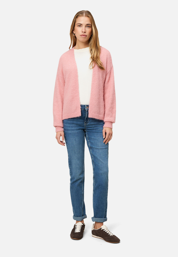Cardigan offener Style / Modellfoto Vorderseite (Outfit)