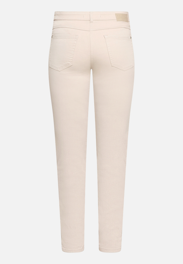 Casual-Hose mit aufgesetzten Taschen / Rückseite