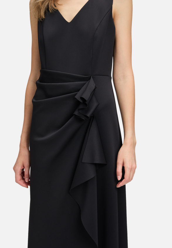 Abendkleid mit Volant / Detailbild