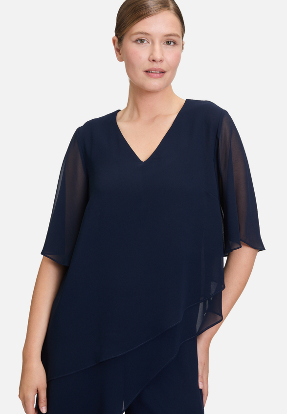Jumpsuit mit Stufen / Detailbild