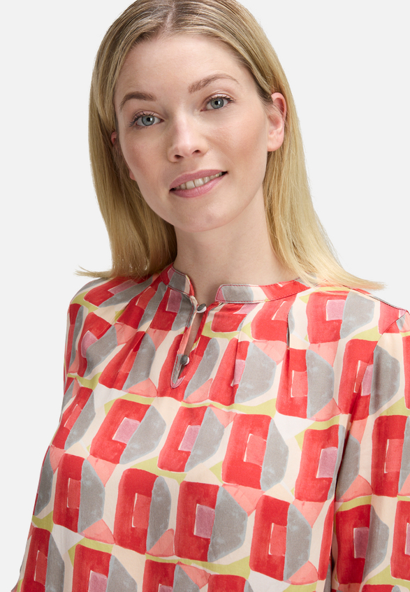Casual-Bluse mit Knöpfen / Detailbild