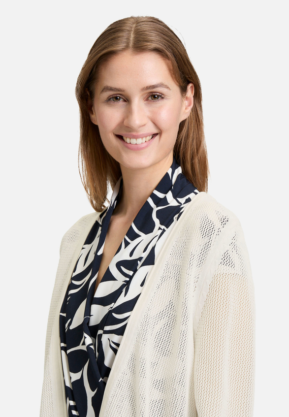 Sommer-Strickjacke mit 3/4 Arm / Detailbild