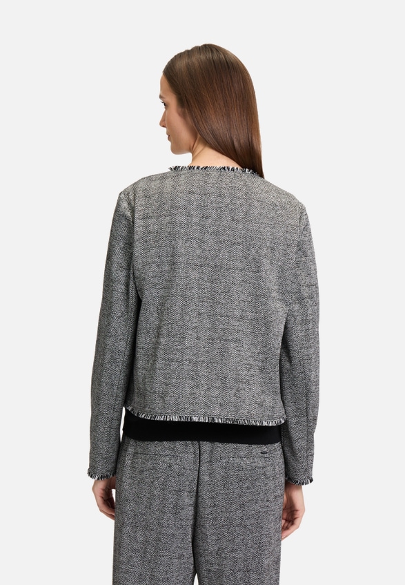 Jerseyjacke mit Fransen / Modellfoto Rückseite
