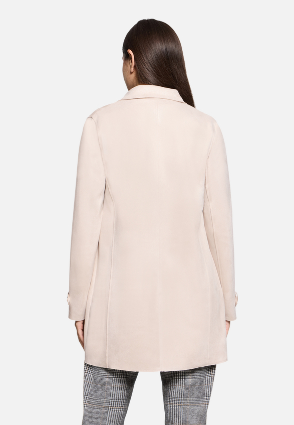 Longjacke mit Reverskragen / Modellfoto Rückseite
