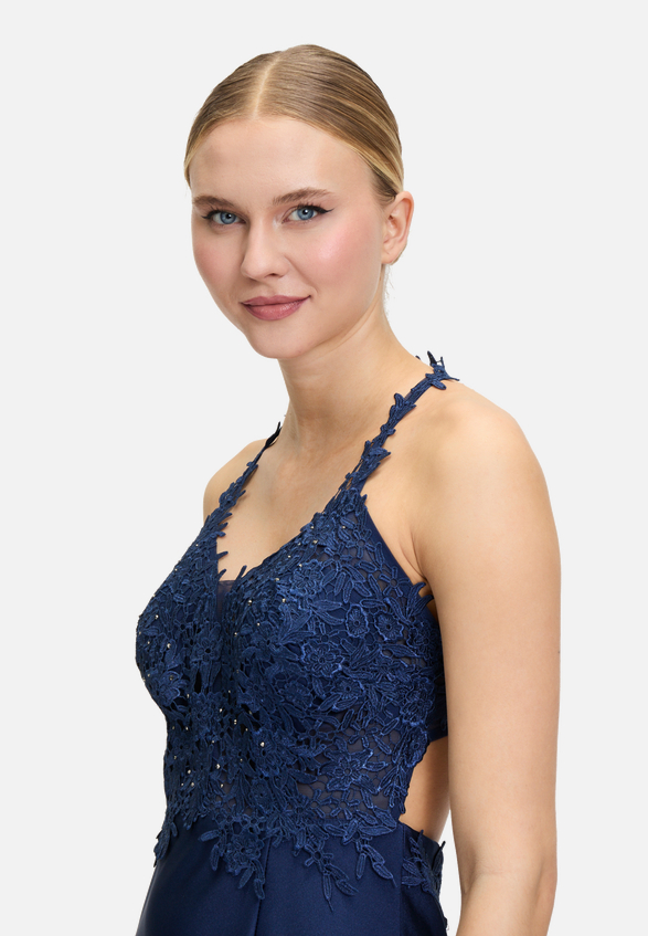 Abendkleid mit Strass / Detailbild