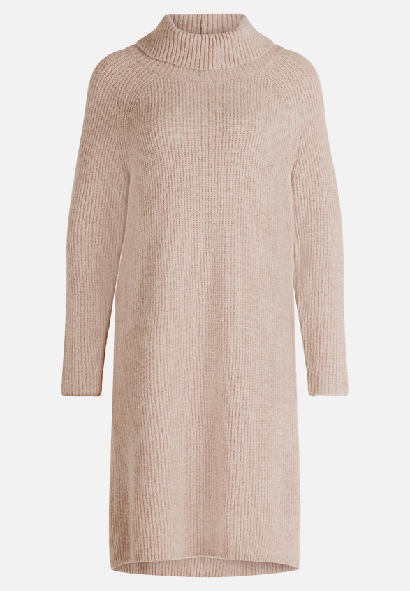 Strickkleid mit Turtle Neck / Vorderseite
