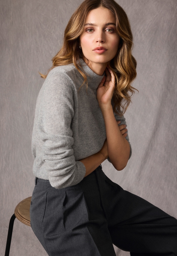 Kaschmir-Pullover mit Stehkragen / Imagebild