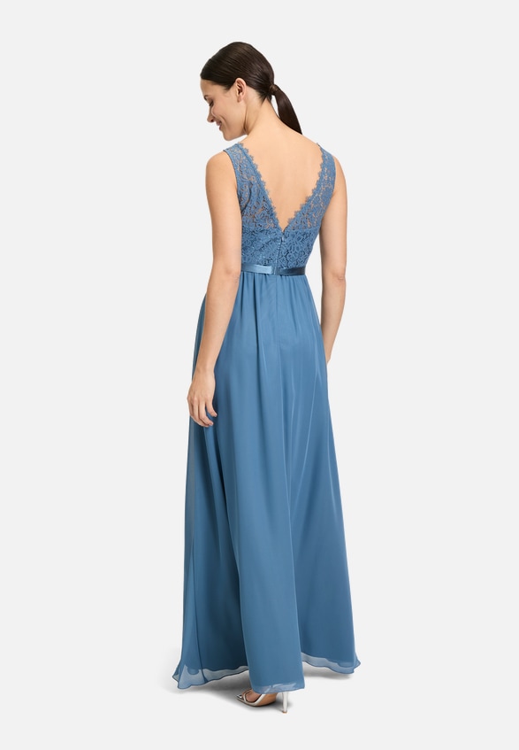 Cocktailkleid mit Spitze / Modellfoto Rückseite