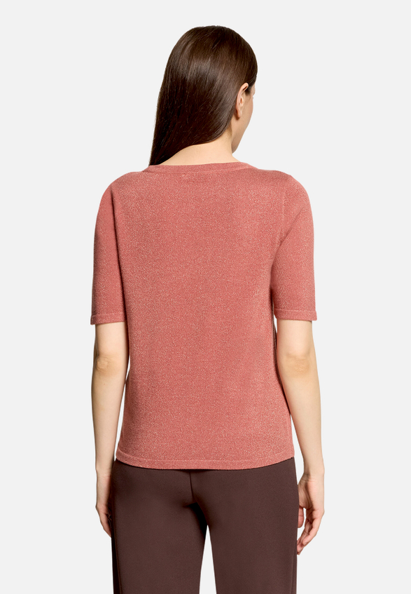 Sommerpullover kurzarm / Modellfoto Rückseite