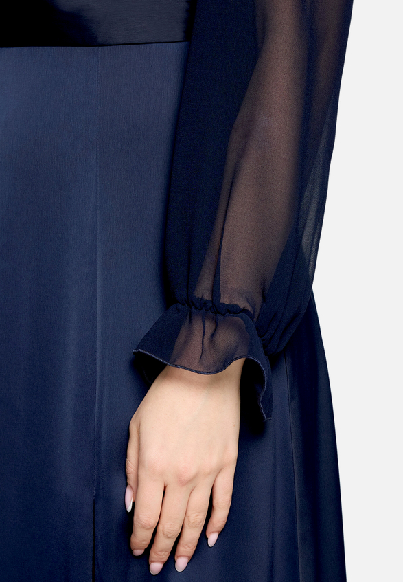 Bolero-Jacke mit gekräuseltem Ausschnitt / Detailbild