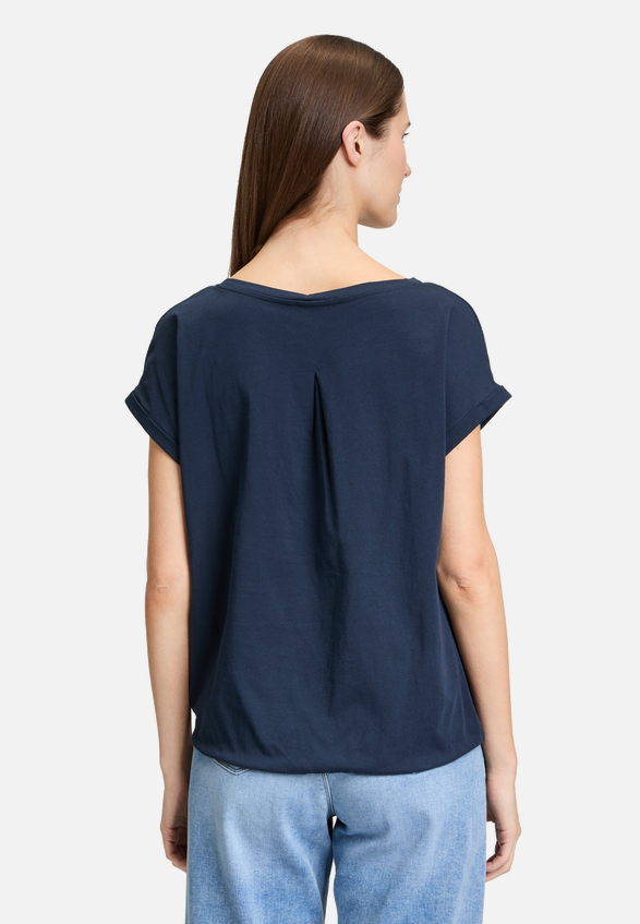 Casual-Shirt mit Print / Modellfoto Rückseite