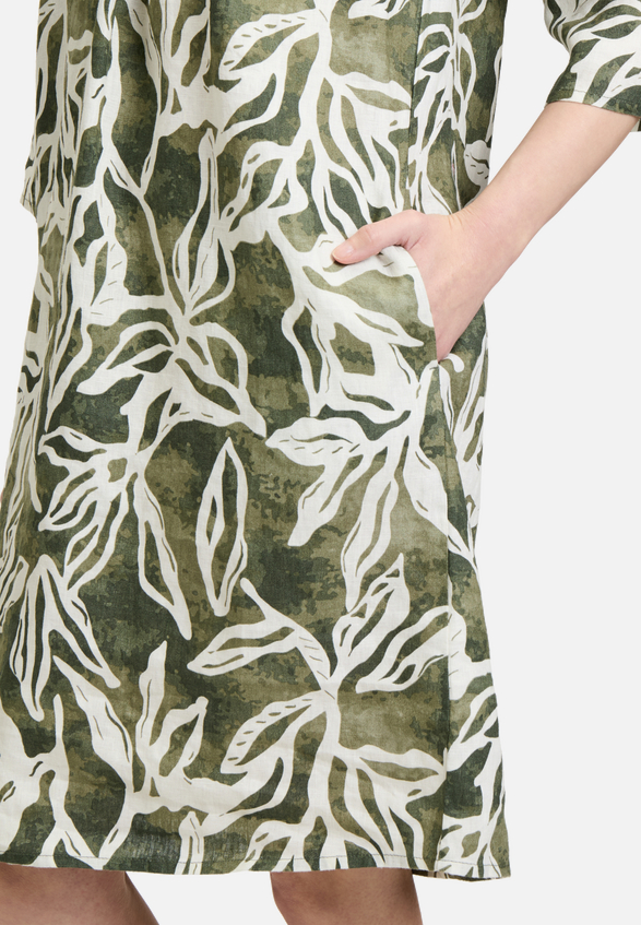 Sommerkleid mit Muster / Detailbild