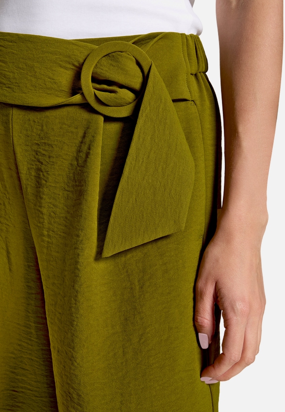 Culotte  mit Schnalle  / Detailbild