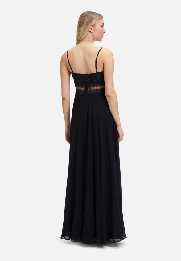 Abendkleid mit Spitze / Modellfoto Rückseite