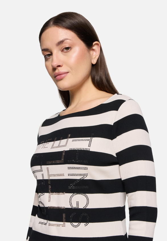 Basic Shirt mit Rippenstruktur / Detailbild