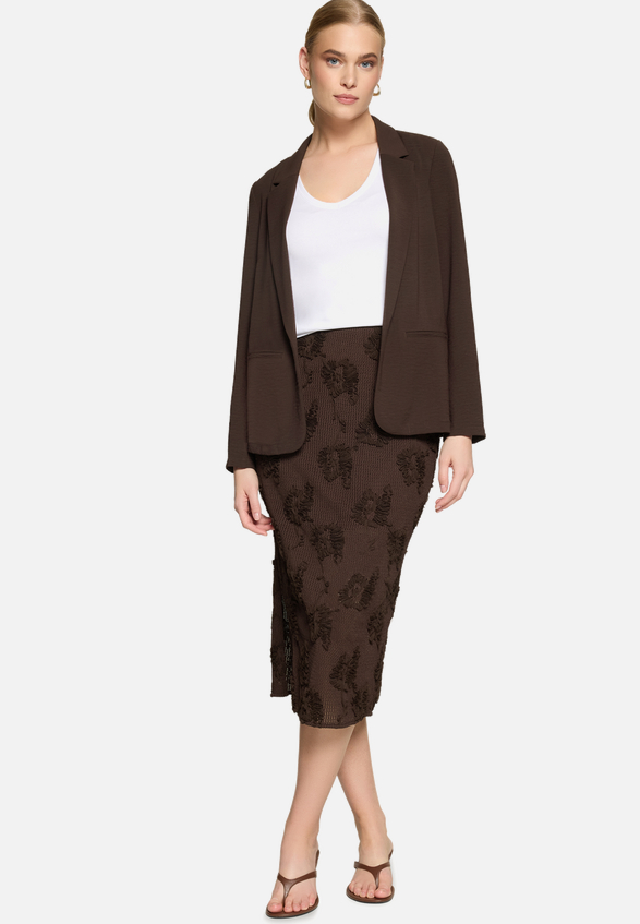 Longblazer   mit Paspeltaschen / Modellfoto Vorderseite (Outfit)
