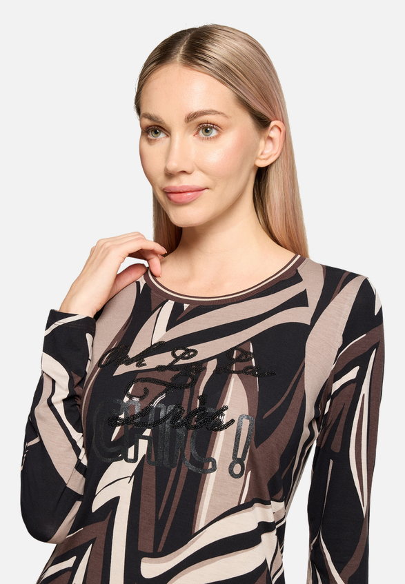 Basic Shirt mit Rippbündchen / Detailbild