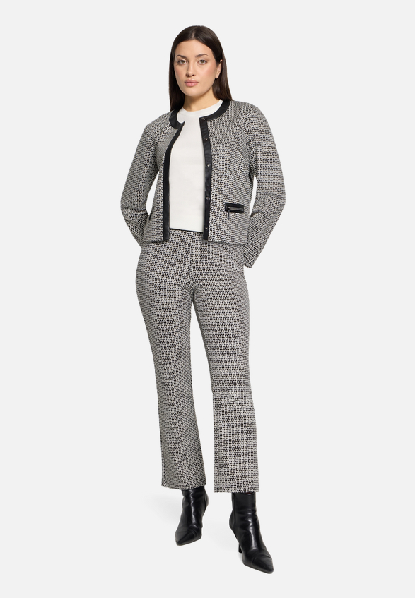Blazer-Jacke langarm / Modellfoto Vorderseite (Outfit)