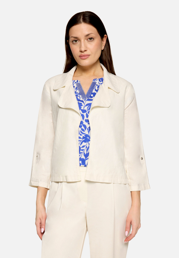 Sommerblazer mit 3/4 Arm / Modellfoto Vorderseite