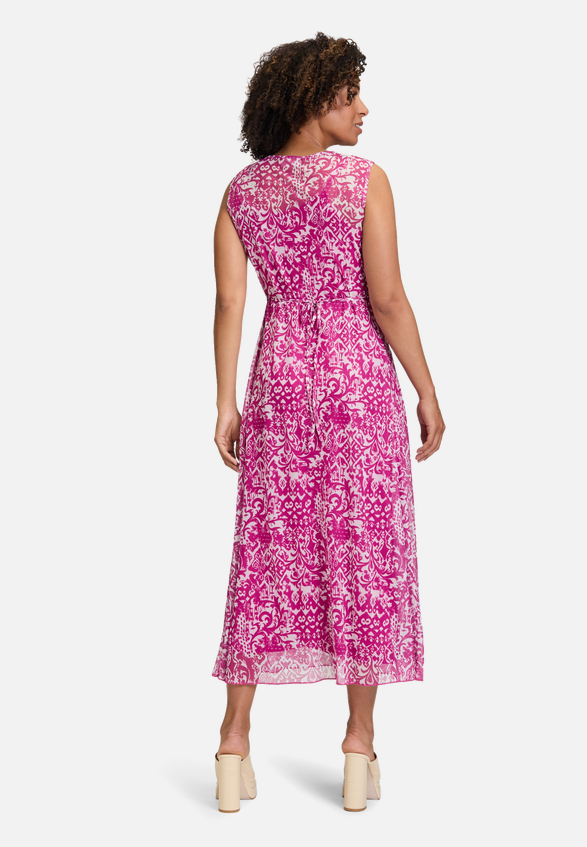 Midikleid ohne Arm / Modellfoto Rückseite