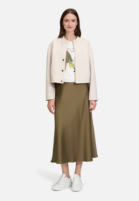 Blouson mit Rippbündchen / Modellfoto Vorderseite (Outfit)