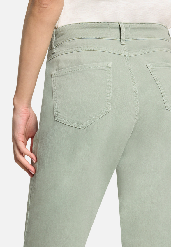 Used Look-Jeans mit Waschung / Detailbild