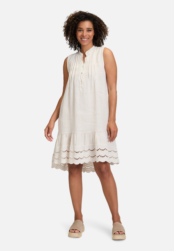 Casual-Kleid mit Stickerei / Modellfoto Vorderseite (Outfit)
