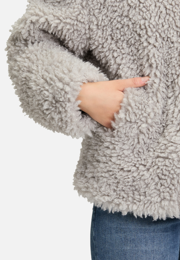 Plüschjacke mit Stehkragen / Detailbild
