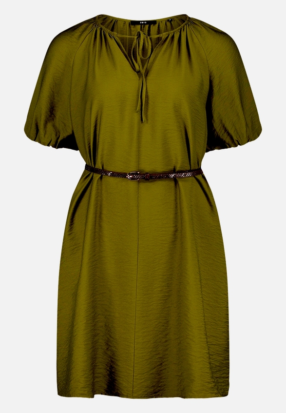 Minikleid  mit Flechtgürtel / Vorderseite